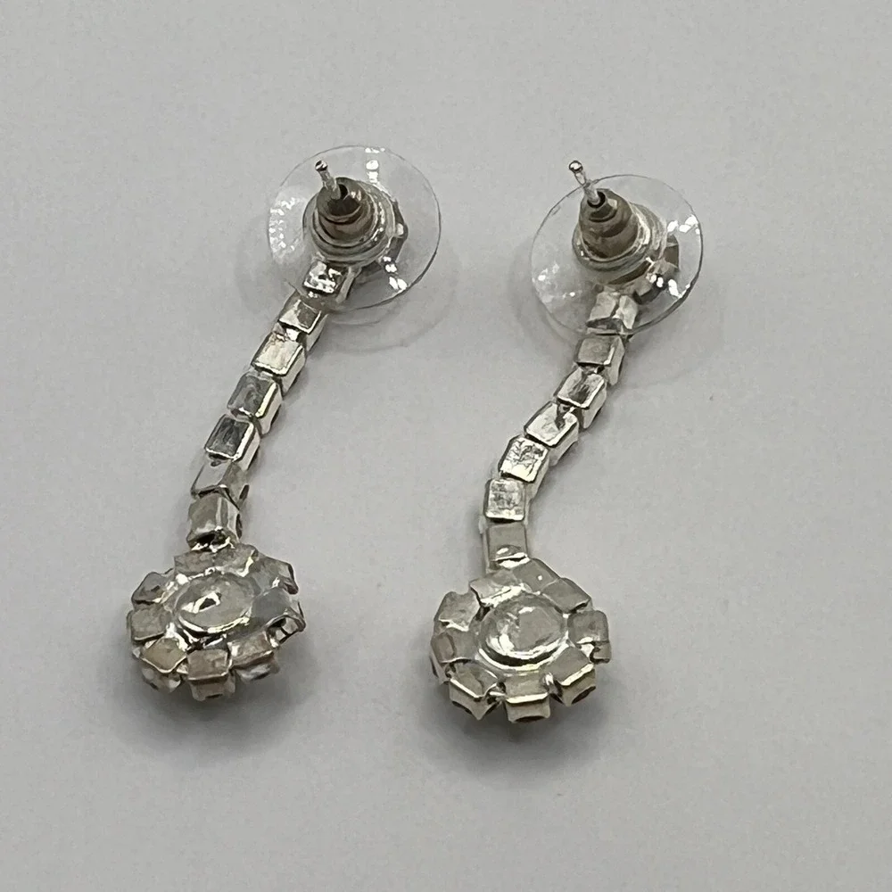 Vintage Pierced Earrings Clear Rhinestones Dangle‎ Drop Silver Tone Statement